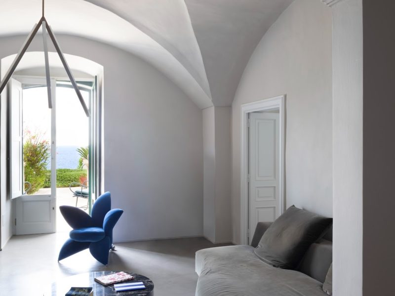 imgi_25_1kHN0V7TP7abqLQq62F4DYVJ3K0twBnH_=w2182-h1664-iv3